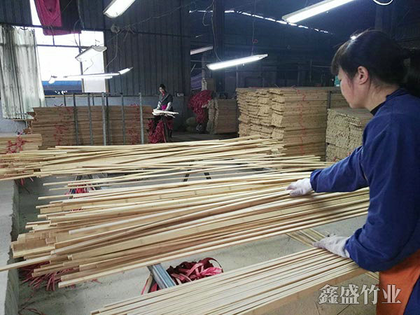 竹家具的優(yōu)點有哪些 帶您欣賞竹制家具的古典與自然